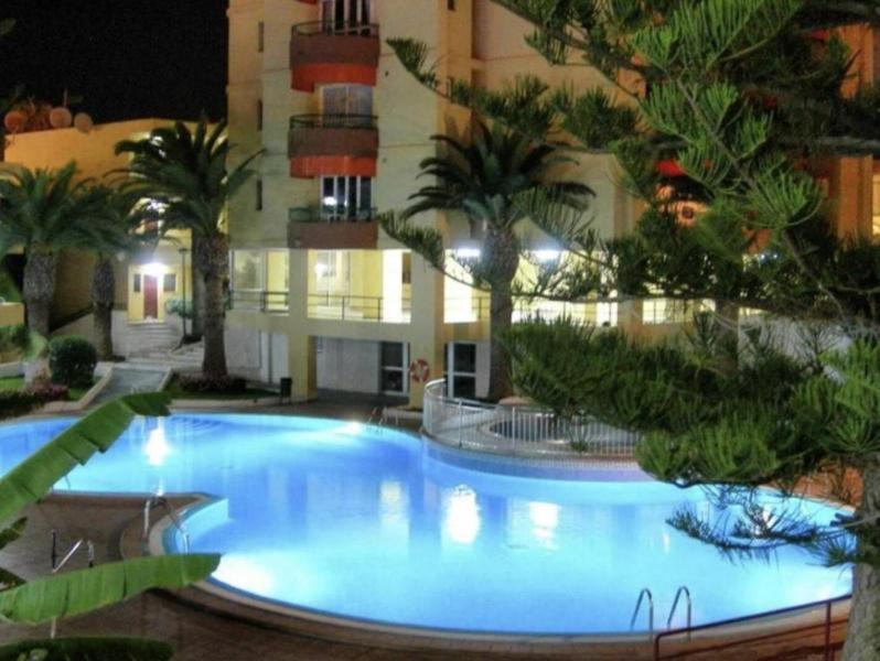 Superbe Appartement A Las Americas Torres Del Sol 아로나 외부 사진
